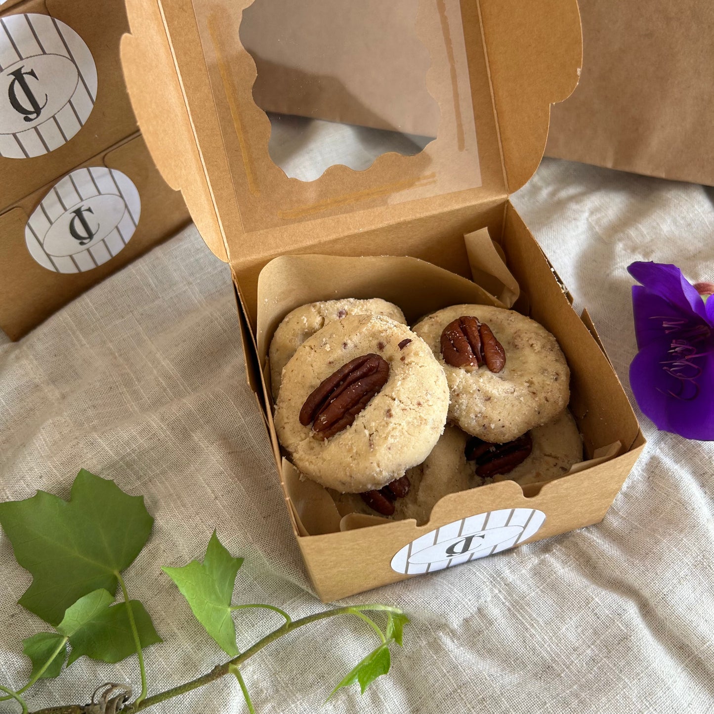 Polvorones con nuez — غريبة بالجوز (Ghraybeh)